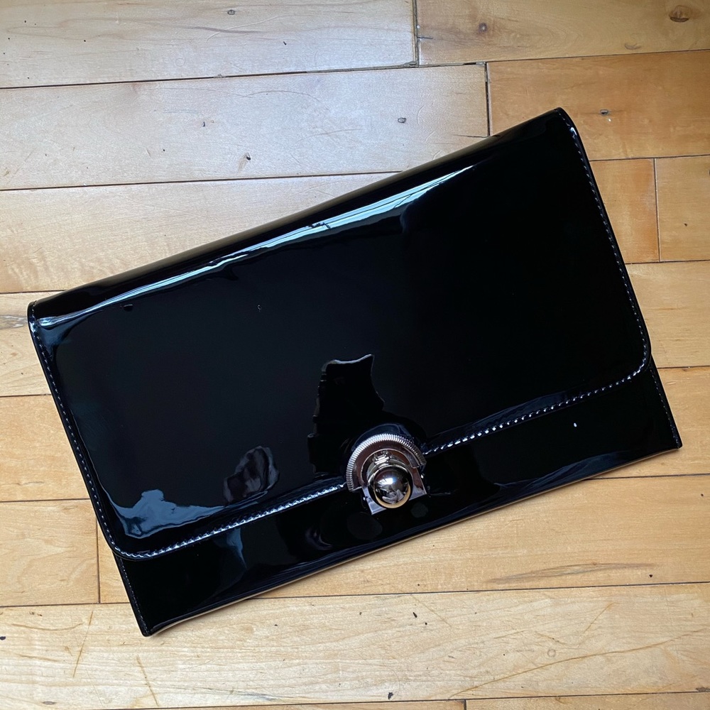 Black Clutch